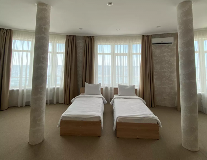 Апартаменты 2-местный 2-комнатный с террасой - Парк-отель «Кавказ» Гагра