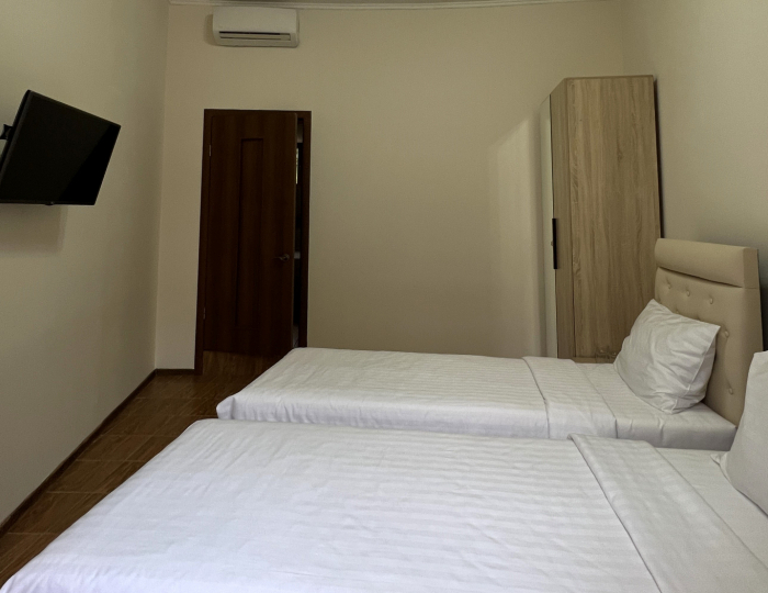 Семейный 2-местный 2-комнатный Стандарт корпус Прибрежный - Парк-отель «Кавказ» Гагра