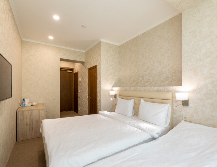 Стандарт 2-местный 1-комнтный с балконом вид на Гагру - Парк-отель «Кавказ» Гагра