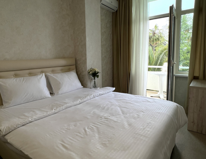 Стандарт 2-местный 1-комнтный с балконом вид на Гагру - Парк-отель «Кавказ» Гагра