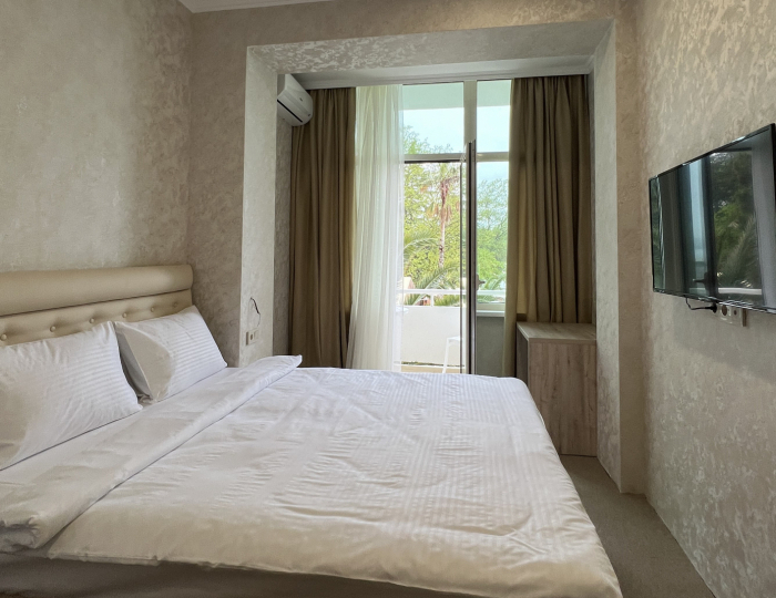 Стандарт 2-местный 1-комнтный с балконом вид на Гагру - Парк-отель «Кавказ» Гагра