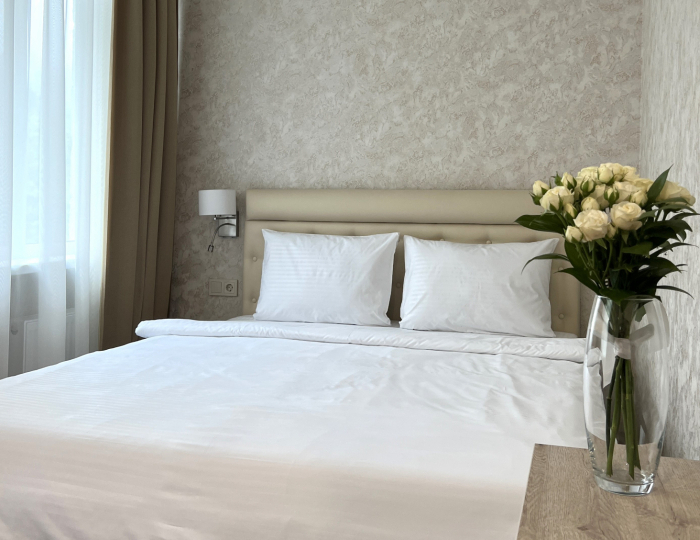 Улучшенный 2-местный 1-комнатный без балкона (вид на парк) - Парк-отель «Кавказ» Гагра